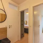 With 2 In Kirchberg