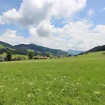 With 2 In Kirchberg Apartman